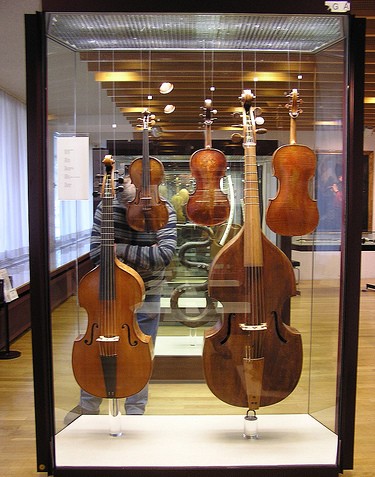 Коллекция скрипок в берлинском музее