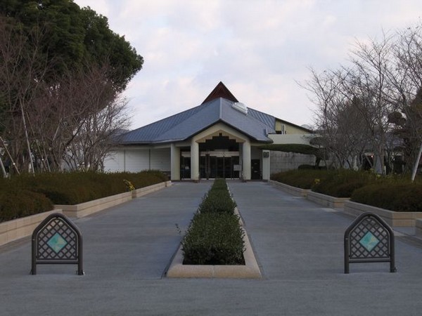 Тиранский музей камикадзе, Япония