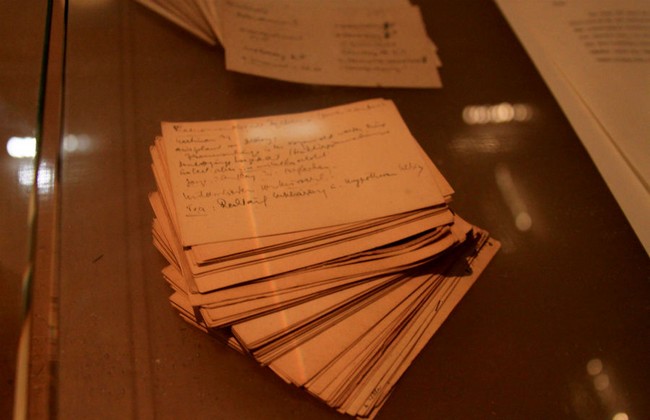 Карточки с текстом - экспонат в музее Зигмунда Фрейда, Вена